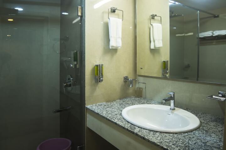 Room 14 of 21