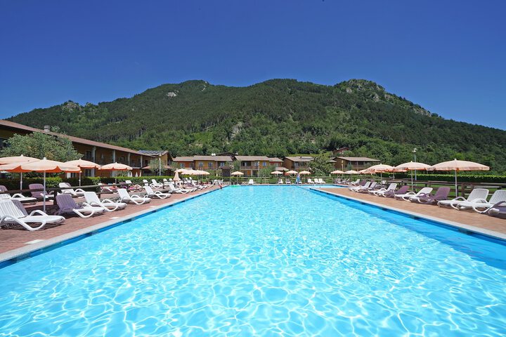 Hotel with Pool