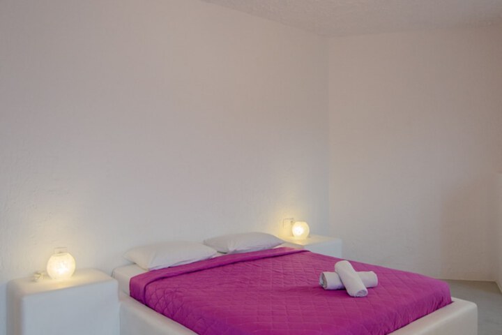 Room 25 of 68