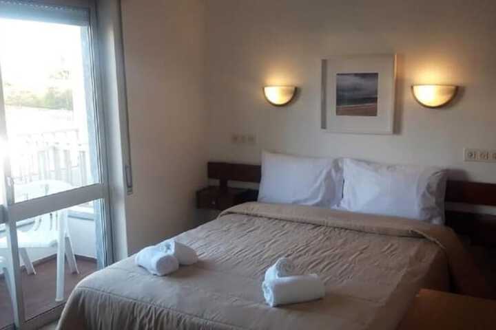 Room 7 of 19
