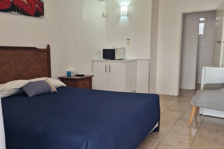 Room 12 of 36