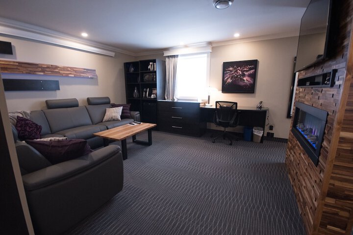 Room 7 of 48