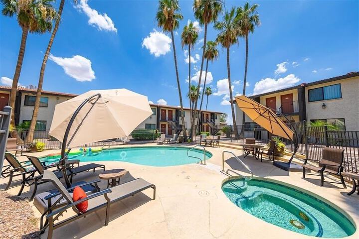 Pool 8 of 24