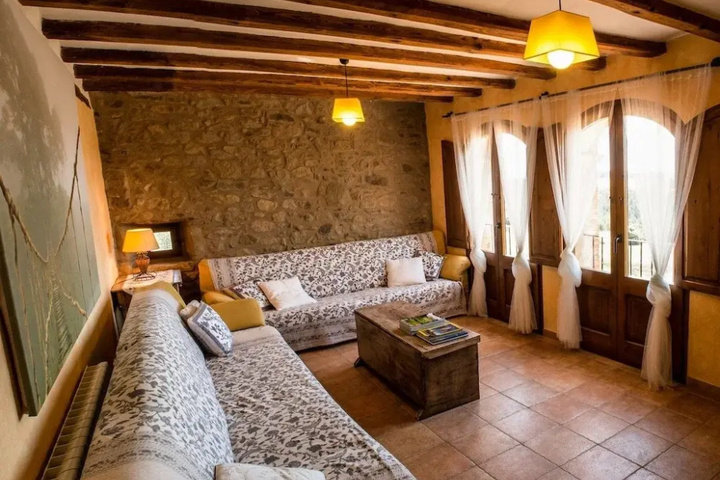 Room 4 of 22