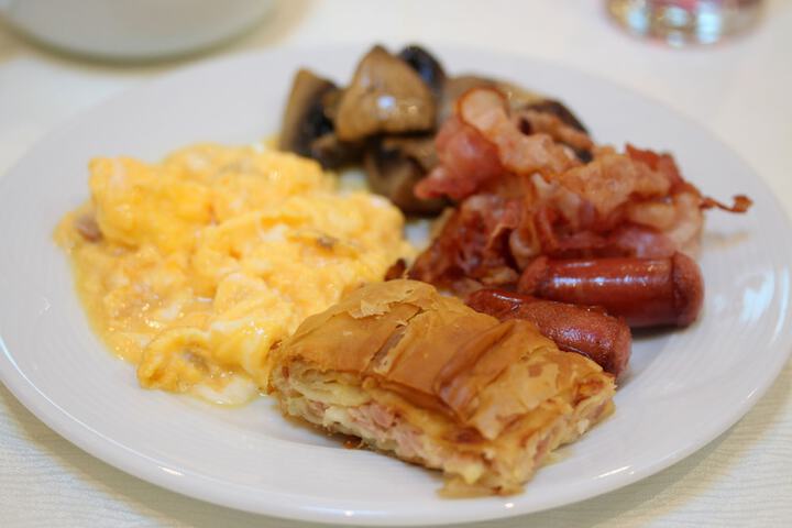 Breakfast/Coffee Service 220 of 253