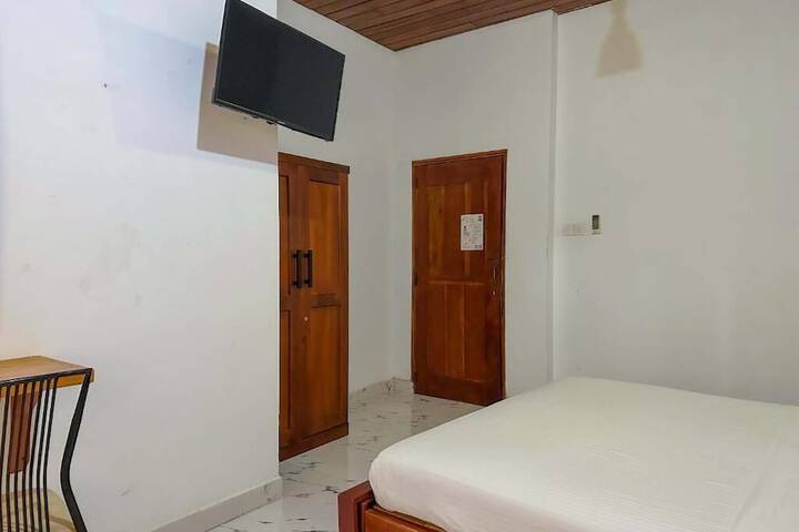 Room 3 of 35