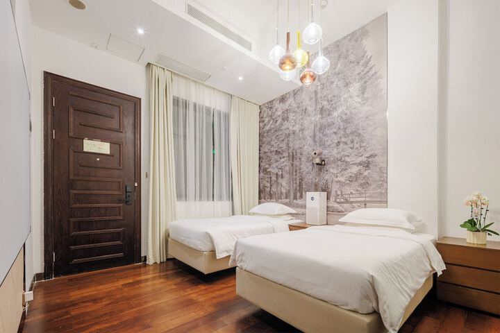 Room 25 of 140