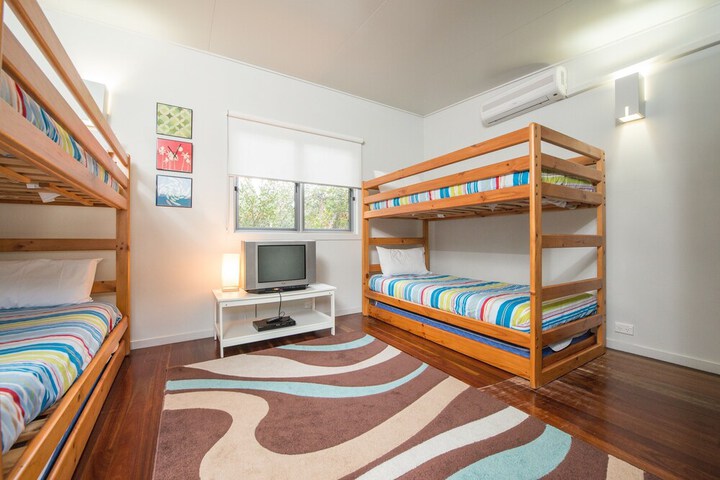 Room 22 of 103