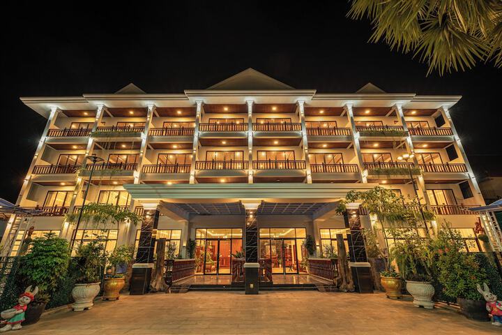 Hotel 101 of 109