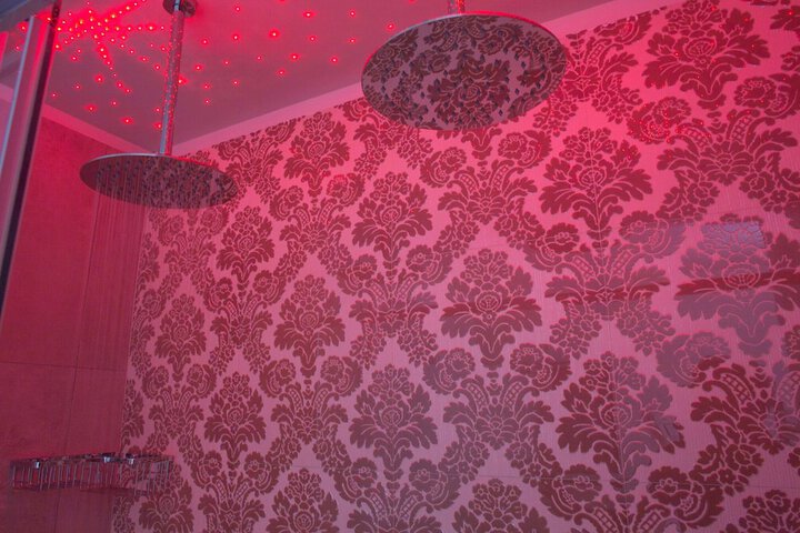 Room 70 of 129