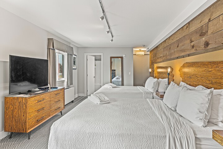 Room 8 of 55