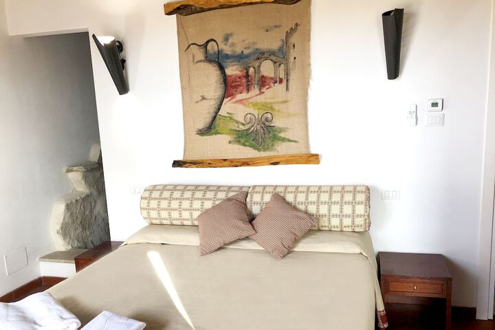 Room 12 of 67