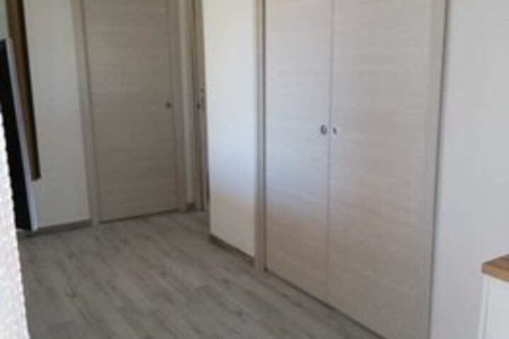 Room 10 of 35