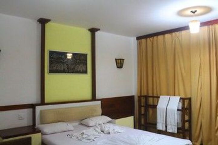 Room 57 of 112