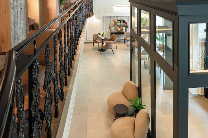 Hotel Interior 18 of 95