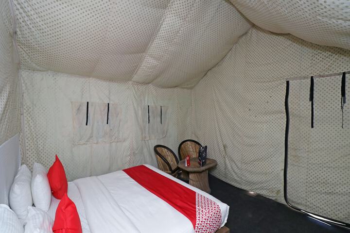 Room 15 of 32