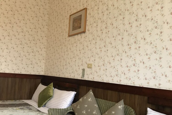Room 22 of 49