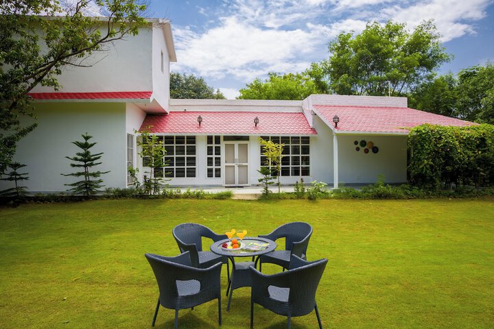 Raha Farms Pet friendly Resort ELIVAAS in Faridabad