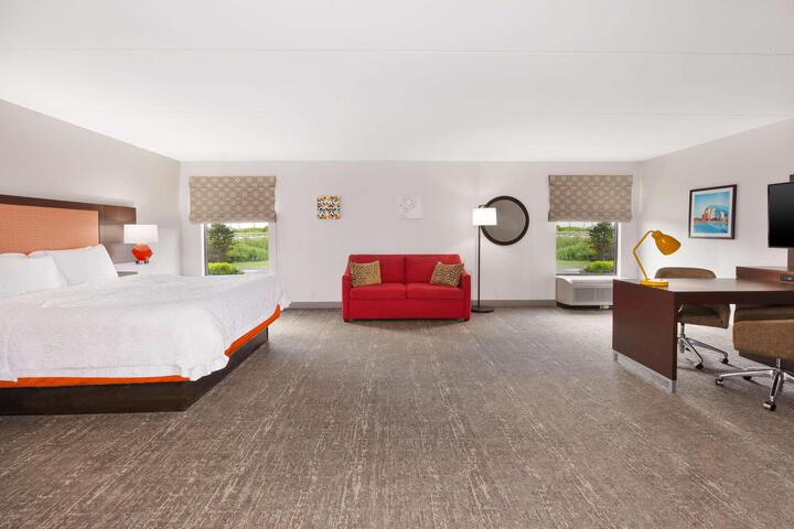 1 King Bed Study (18 of 26)