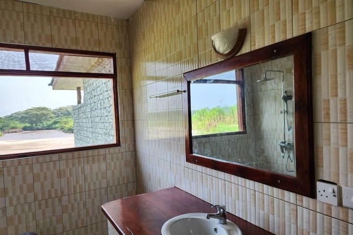 Room 17 of 30