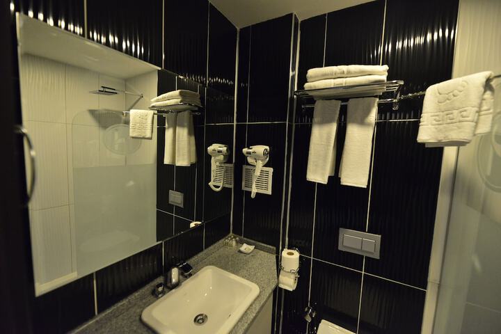 Room 20 of 56