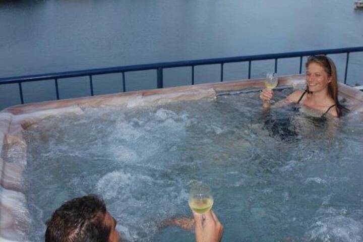 Spa 18 of 34