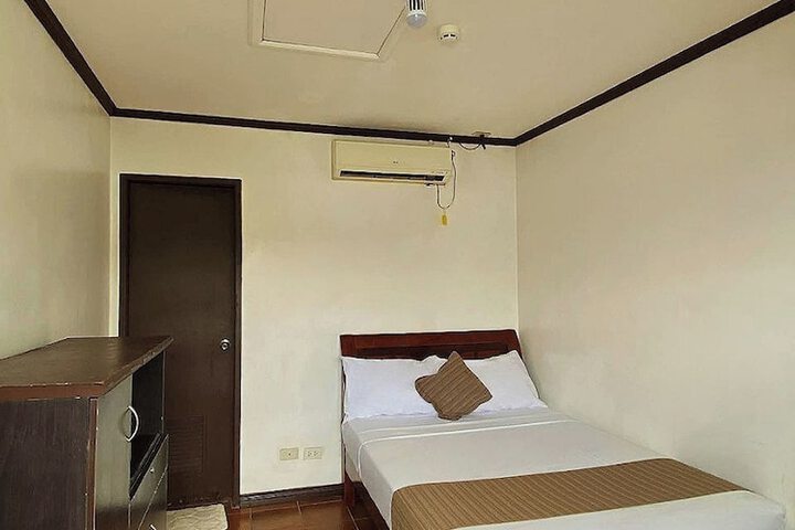Room 35 of 65