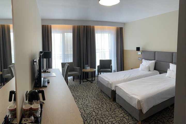 Room 9 of 31