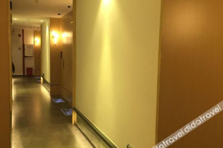 Hotel Interior 7 of 14