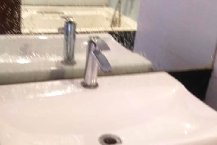 Room 15 of 25