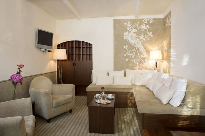 Hotel Interior 2 of 32