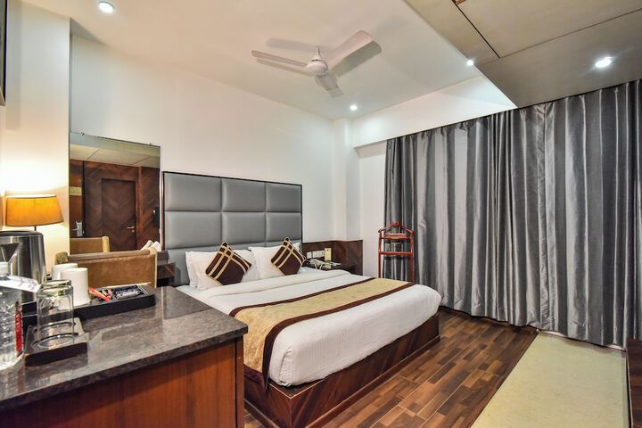 Room 21 of 61