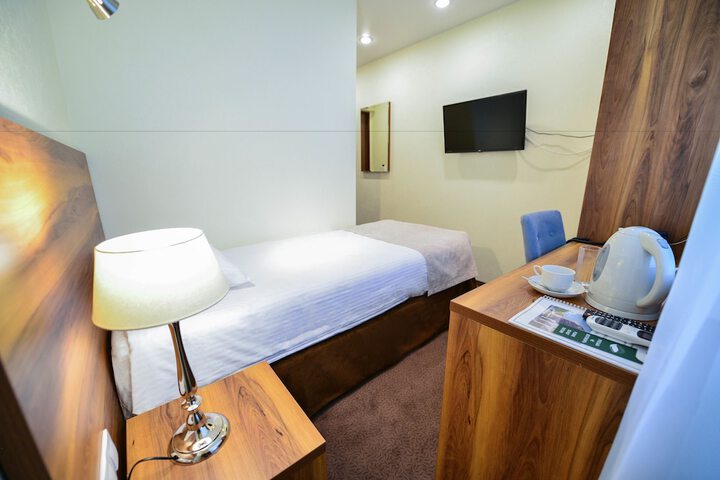 Room 19 of 50