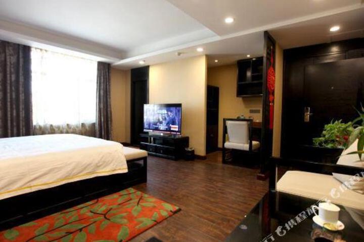 Xinghuacun Hotel