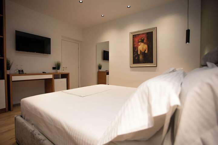 Villa Klaus Center Hotel