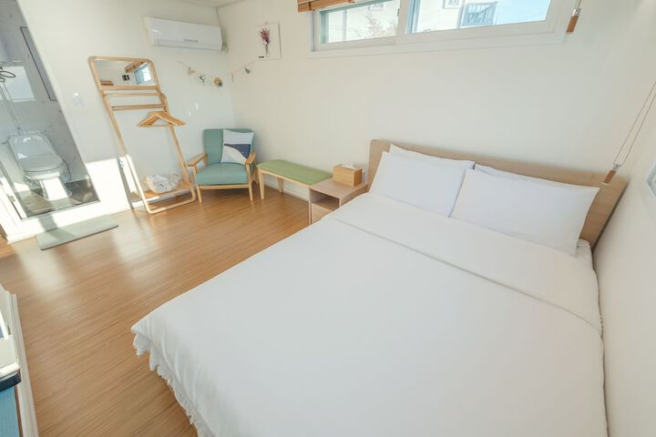 Room 22 of 59