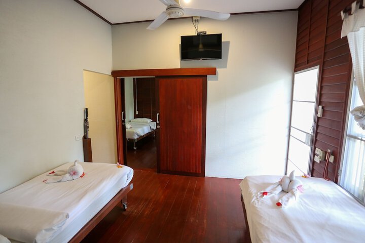 Room 12 of 96