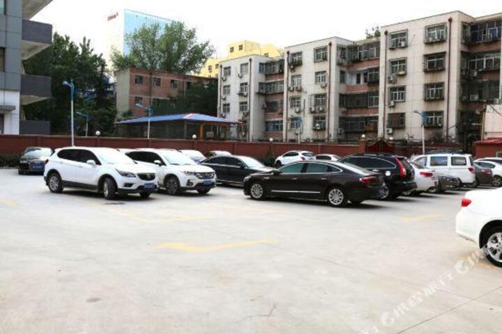 Hongguo Hotel (Zhengzhou Guomao 360)