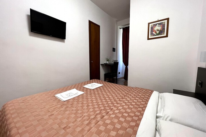 Room 19 of 40