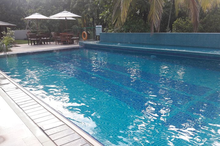 Pool 32 of 58