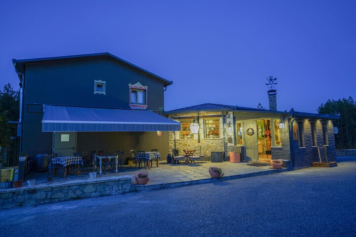 Hotel 67 of 71