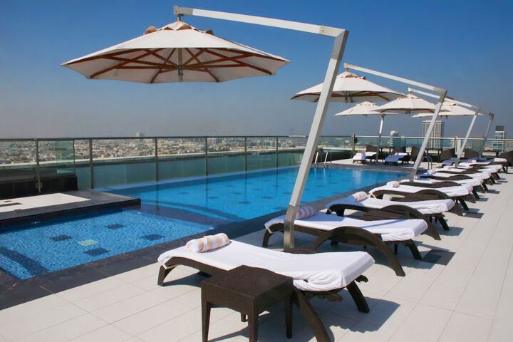 Pool 56 of 97