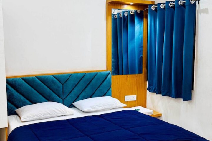Room 10 of 101