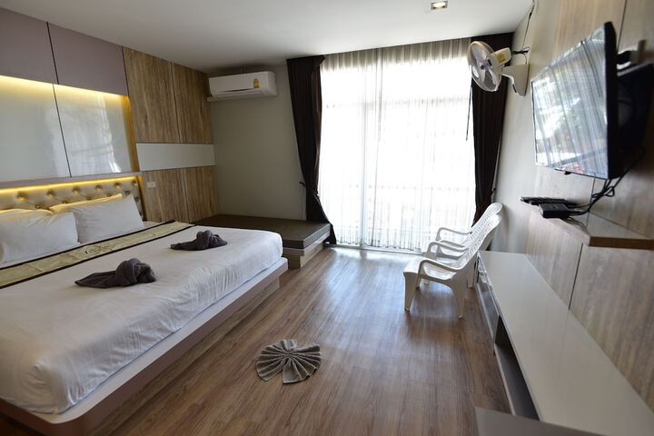 Room 53 of 92