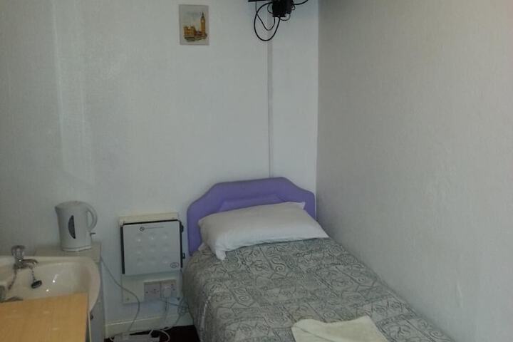 Room 15 of 72
