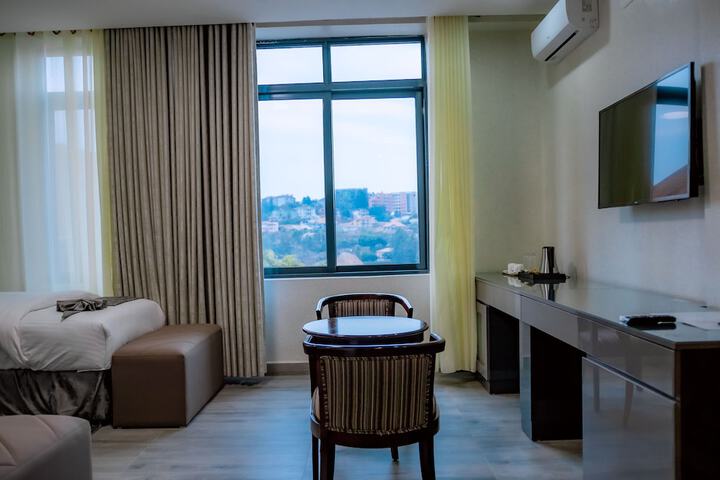 Room 45 of 99