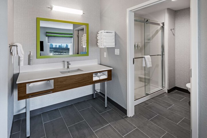 Bathroom shower