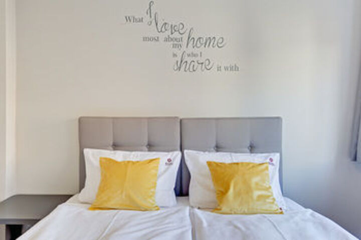 Room 46 of 65