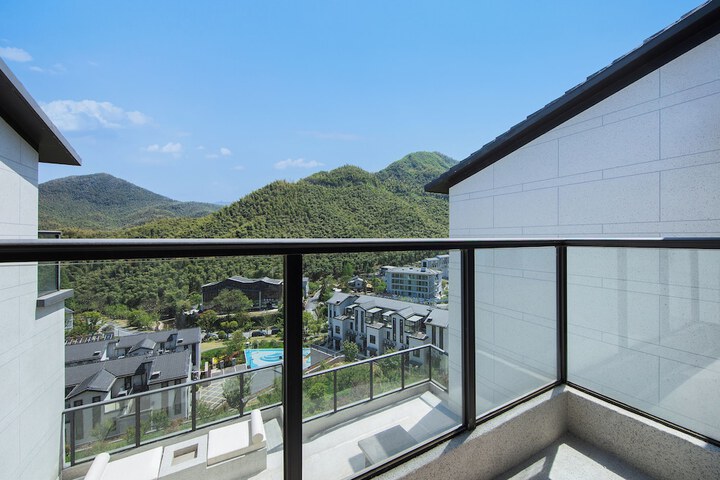 Terrace/Patio 68 of 143