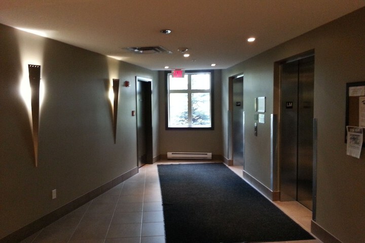Hotel 2 of 82